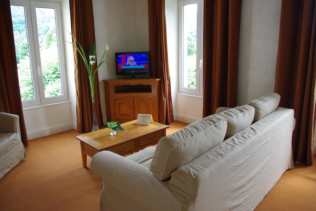 Hotel Beausejour Vic-sur-Cere Room photo