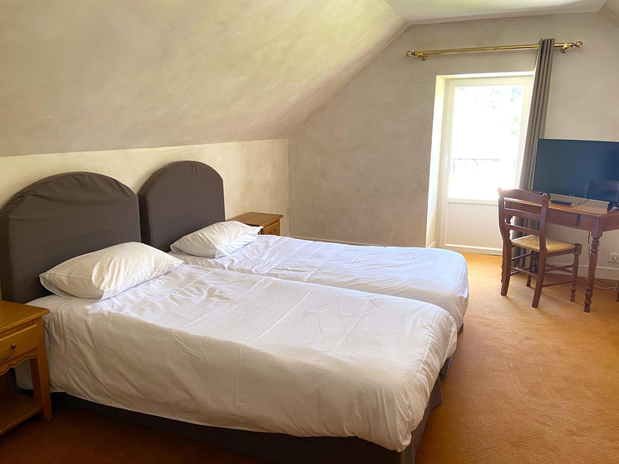 Hotel Beausejour Vic-sur-Cere Room photo